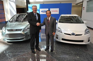 Ford and Toyota to Team Up on Hybrid Technology