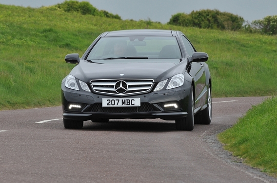 Mercedes-Benz E 250 Coupé CGI BE Auto