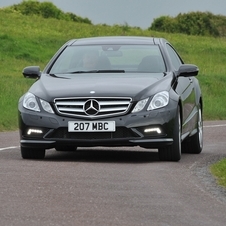 Mercedes-Benz E 300 Coupé CGI BE Auto