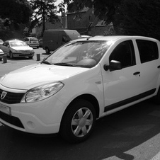 Dacia Sandero 1.2 16v 75cv Pack