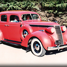 1937 Studebaker Dictator