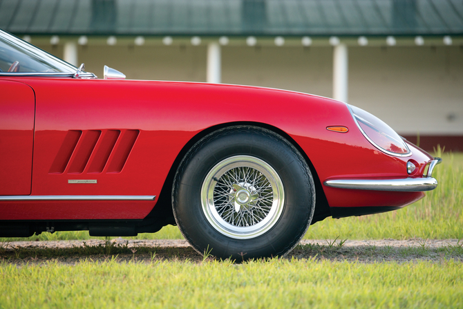 Ferrari 275 GTS/4 Spider NART