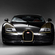 Gold-coloured stripes that start below the headlights and radiate out over the front wings towards the rear