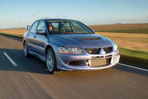 Mitsubishi Lancer Evolution VIII FQ330