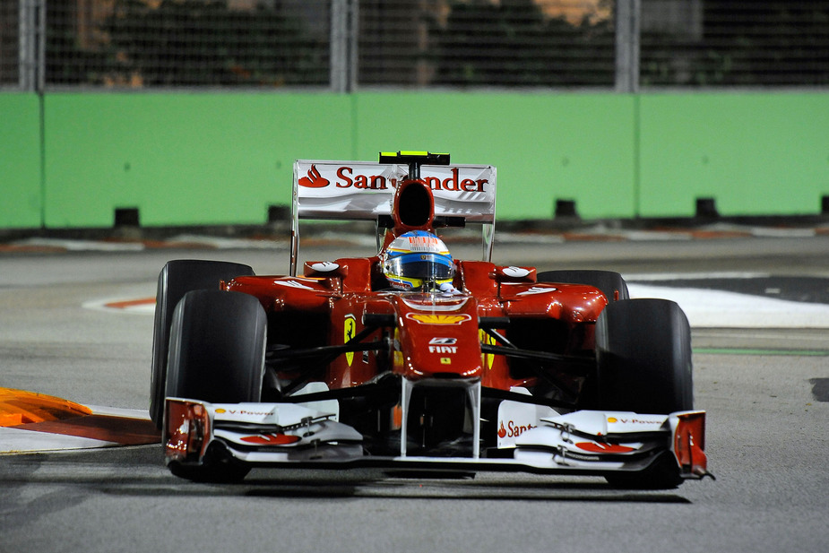 Alonso blasts to second pole in a row