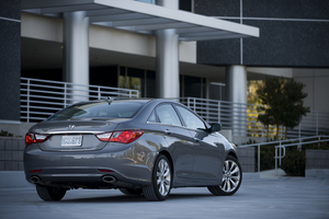 Hyundai Sonata GLS Auto PZEV