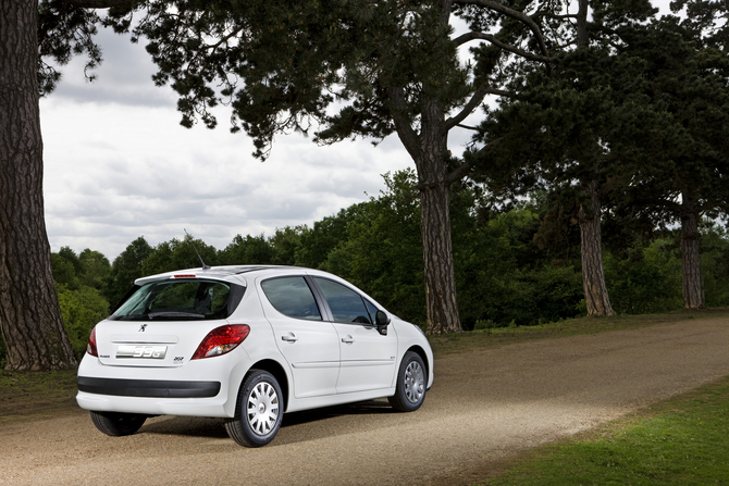 Peugeot 207 1.6 HDi 90 99G