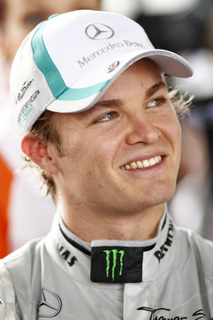 Rosberg stays on at Mercedes until 2013