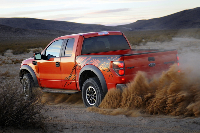 Ford F-150 SVT Raptor R