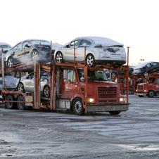 First Chevrolet Volts heading to the dealers