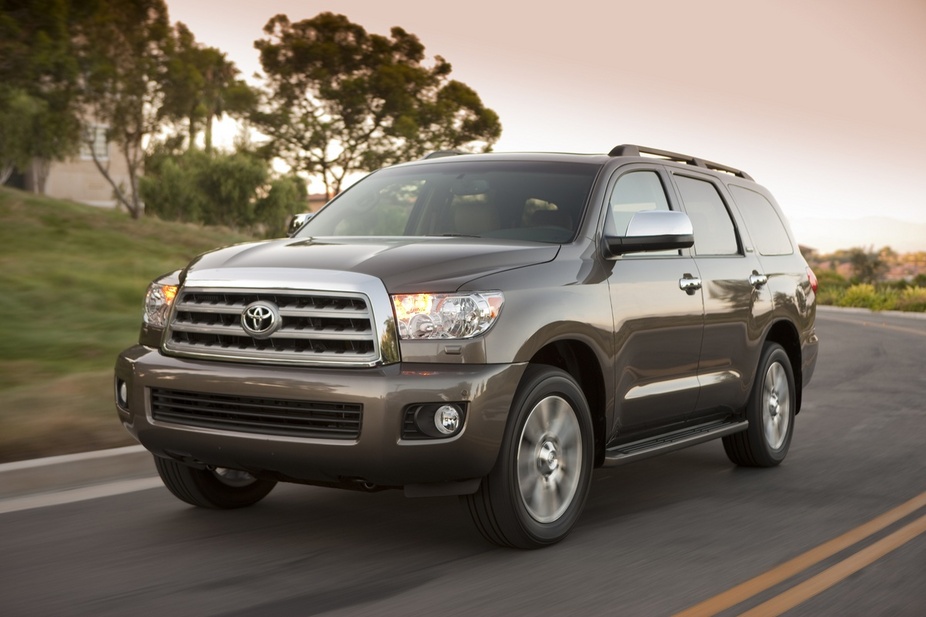 Toyota Sequoia SR5 5.7L 4X4