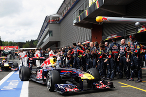 Vettel returns to victories in Spa