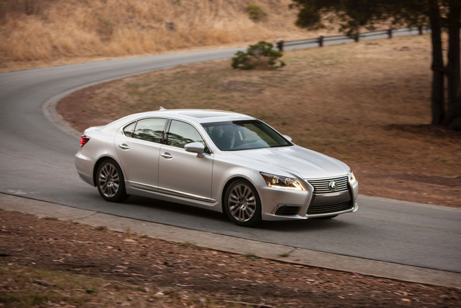 Lexus LS Gen.4