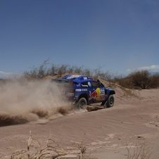 De Villiers wins as Sainz looses ground to Al-Attiyah