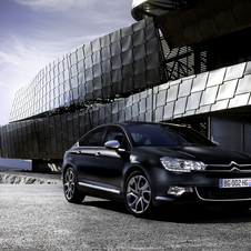 Citroën launches the DS3 and C5 Série Noire 