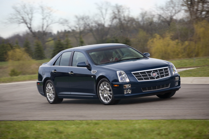 Cadillac STS V8 Performance AWD