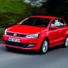 O Volkswagen Polo vai ser atualizado em 2014 com uma nova frente e uma nova traseira