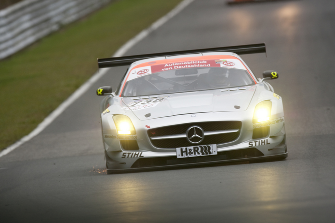 SLS AMG GT3 gets first race victory