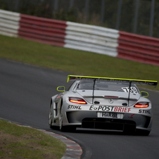 SLS AMG GT3 gets first race victory