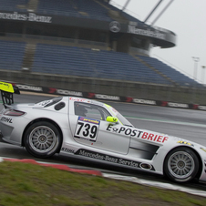 SLS AMG GT3 gets first race victory