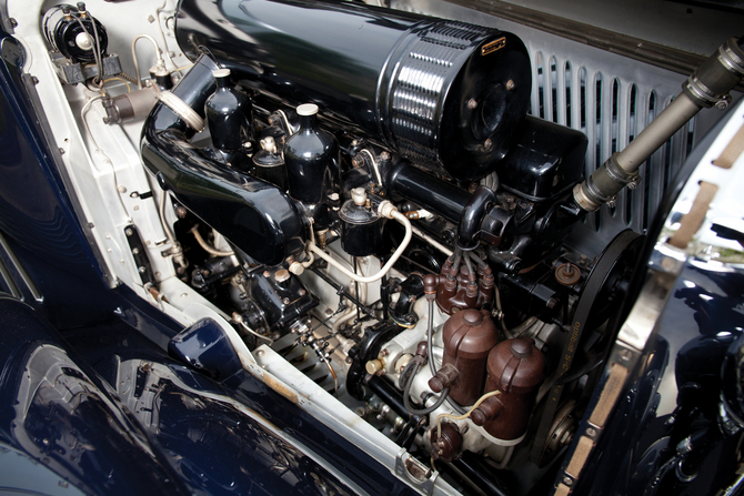 Bentley 4½-Litre Drophead Coupe by H.J. Mulliner