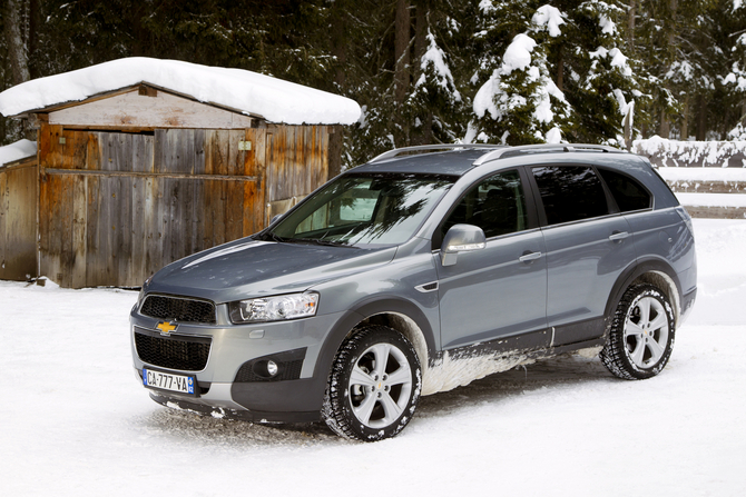 Chevrolet Captiva Crossover 3.0 DI VVT LTZ AWD