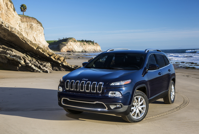 O Cherokee é o modelo que substitui o Compass na gama da Jeep