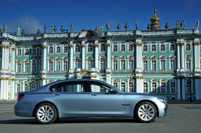 BMW e Mercedes estão a experimentar o lançamento de veículos híbridos