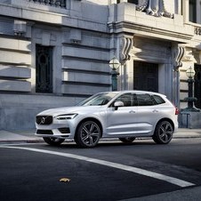 Volvo XC60 T8 PHEV R-Design AWD Geartronic