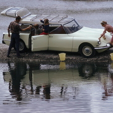 Citroën DS 21 Safari