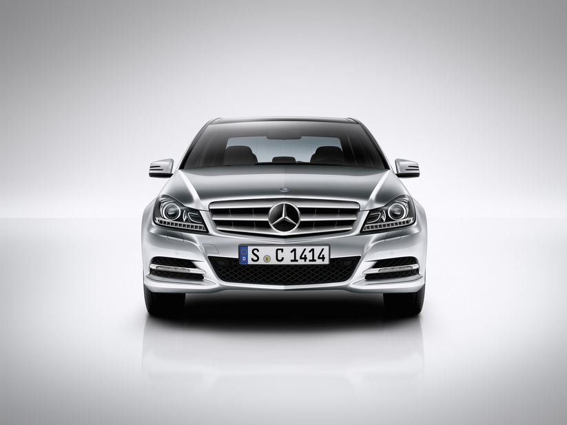 Mercedes-Benz C 200 BlueEFFICIENCY Saloon AT