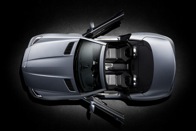 Third generation of Mercedes-Benz SLK unveiled