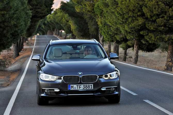 BMW 330d Touring xDrive