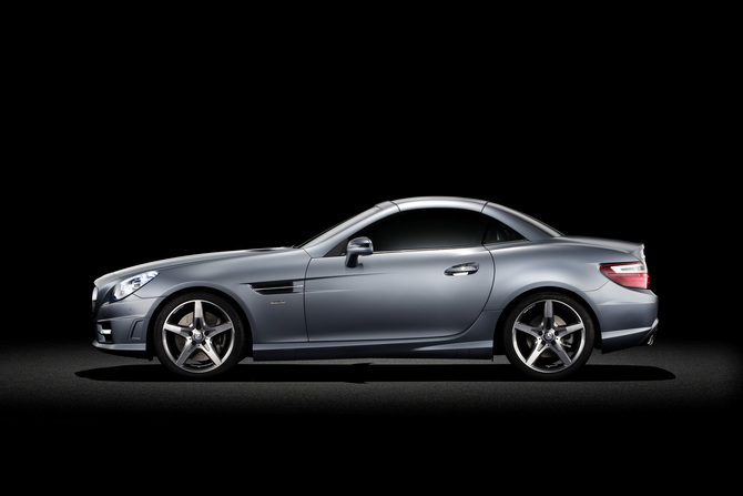 Third generation of Mercedes-Benz SLK unveiled