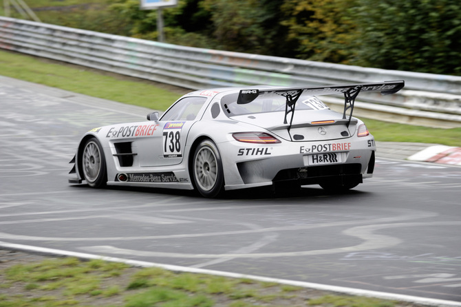 Mercedes-Benz SLS AMG GT3 makes its racing debut