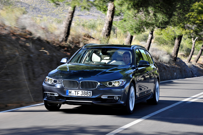 BMW 328i Touring xDrive