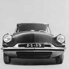 Citroën DS 19