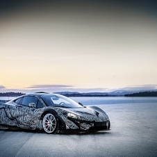 O McLaren P1 será colocado à venda no verão