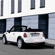 MINI (BMW) Mini Cabrio One 98 hp Auto