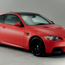 The new colors include BMW Individual Japan Red with a Frozen Red wrap.