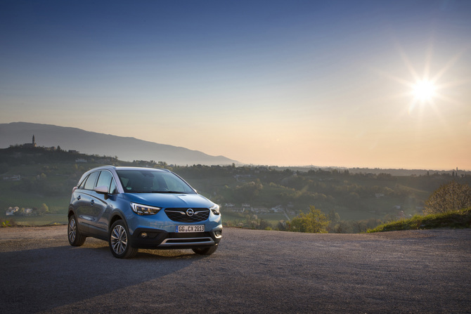 Opel Crossland X 1.2 Turbo Innovation