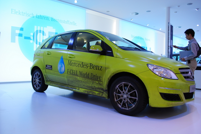 Mercedes-Benz B F-CELL