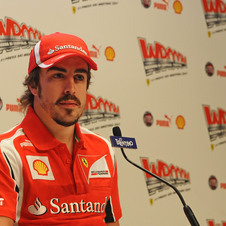 Alonso sees Schumacher as main rival in 2011