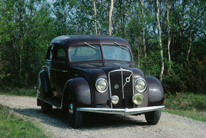 Volvo PV36