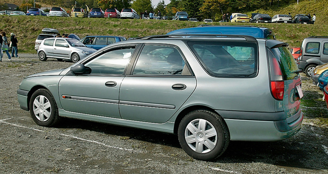 Renault Laguna Nevada 2.0