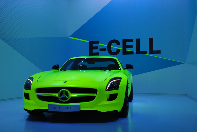 Mercedes-Benz SLS AMG E-CELL