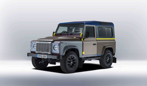 This special Defender was created in close collaboration with the design team of Land Rover's SVO department and Paul Smith