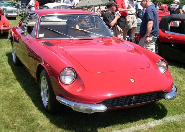 Ferrari 365 GT 2+2