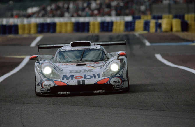 Porsche announces LMP1 car for 2014