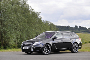 Vauxhall Insignia Sports Tourer 2.8T V6 4x4 VXR (Auto)